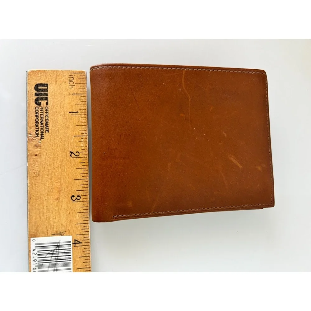 G.H. Bass & Co Men's Tan Leather Bifold Wallet Smooth Brown Credit Card Slot NEW